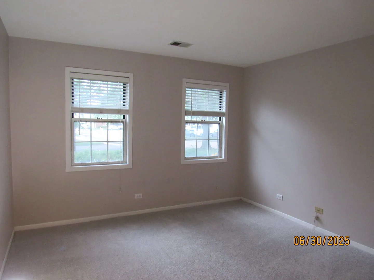 352 Pembroke Ct, ,  60193, USA 60193-Schaumburg-IL