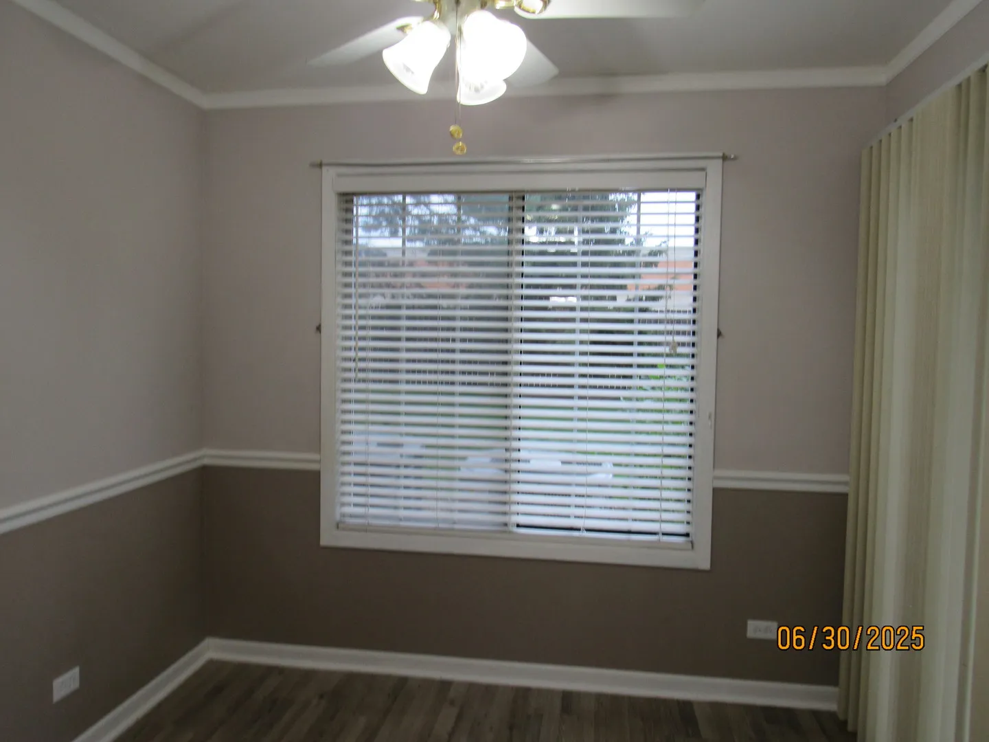 352 Pembroke Ct, ,  60193, USA 60193-Schaumburg-IL