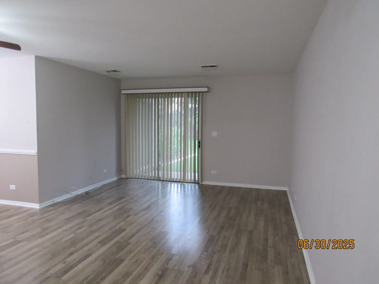 352 Pembroke Ct, ,  60193, USA 60193-Schaumburg-IL