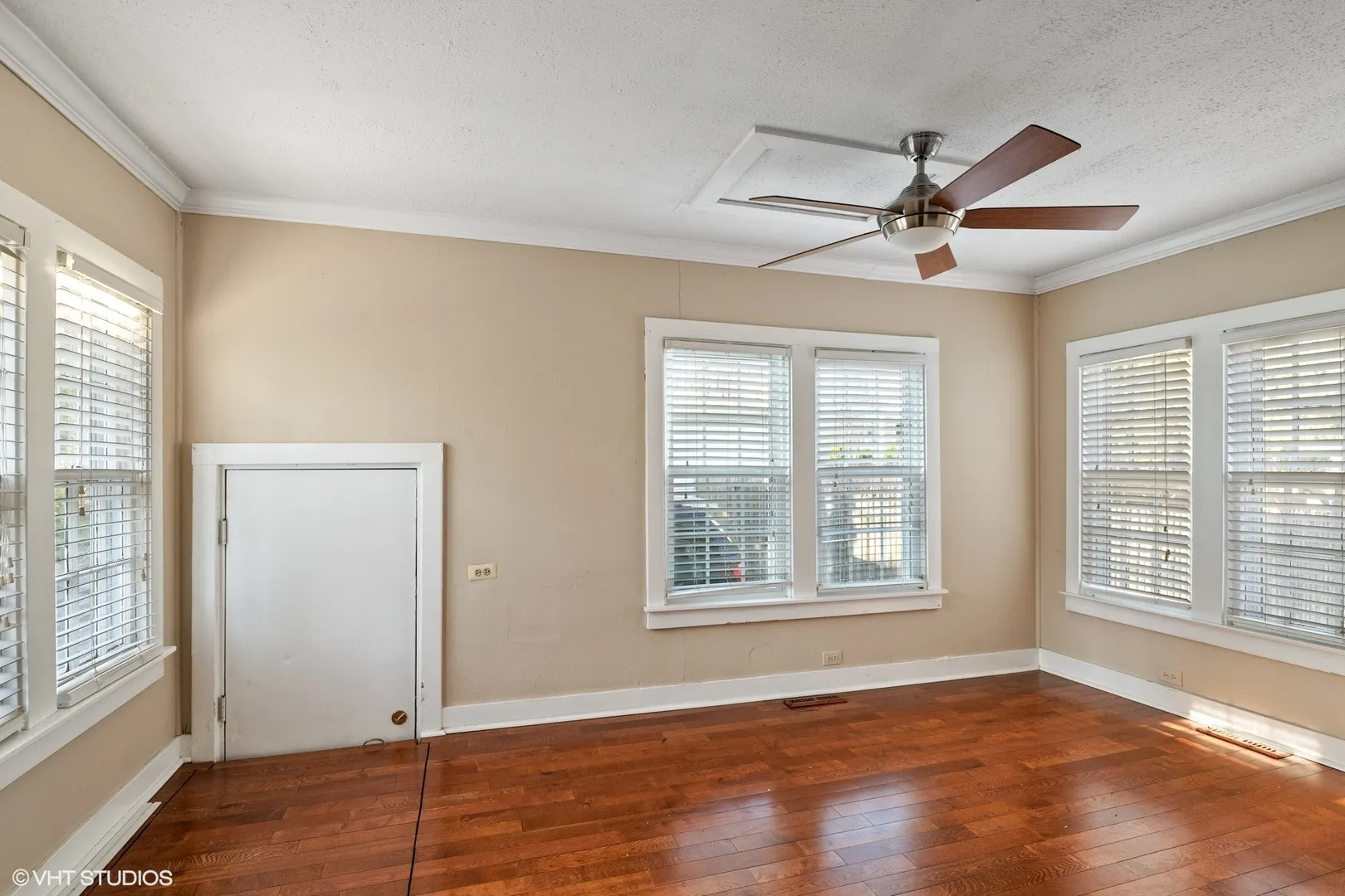 130 Fourth St, , 60048, USA 60048-Libertyville-IL