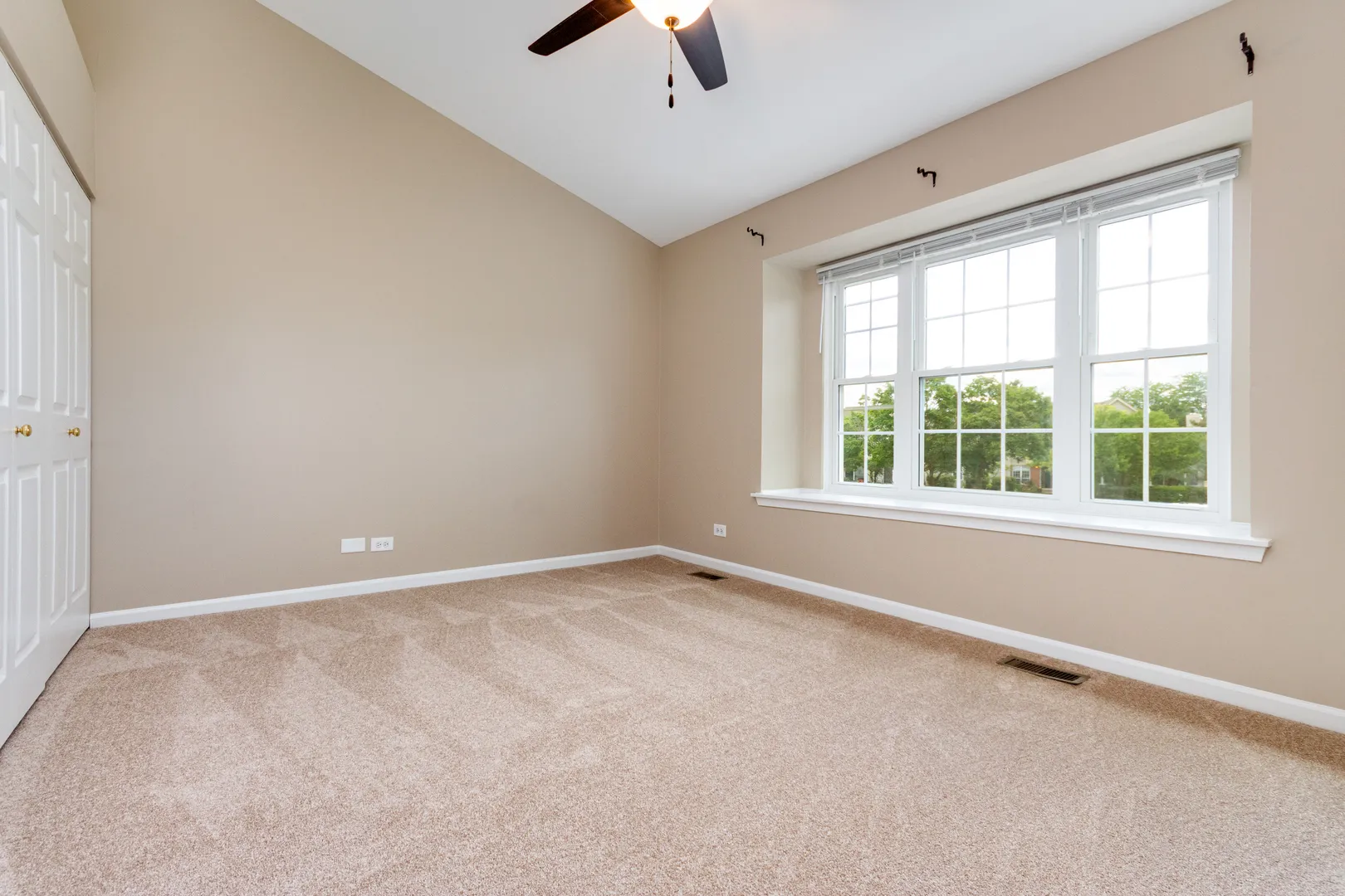 2316 Highland Ct, ,  60194, USA 60194-Schaumburg-IL