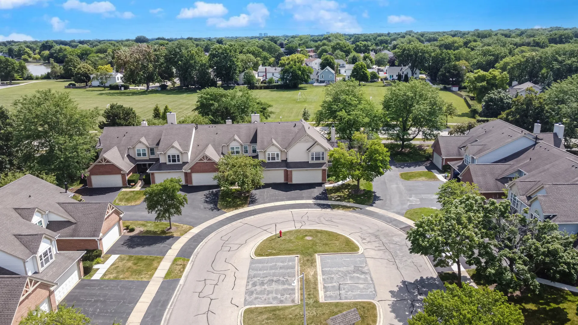 2316 Highland Ct, , 60194, USA 60194-Schaumburg-IL
