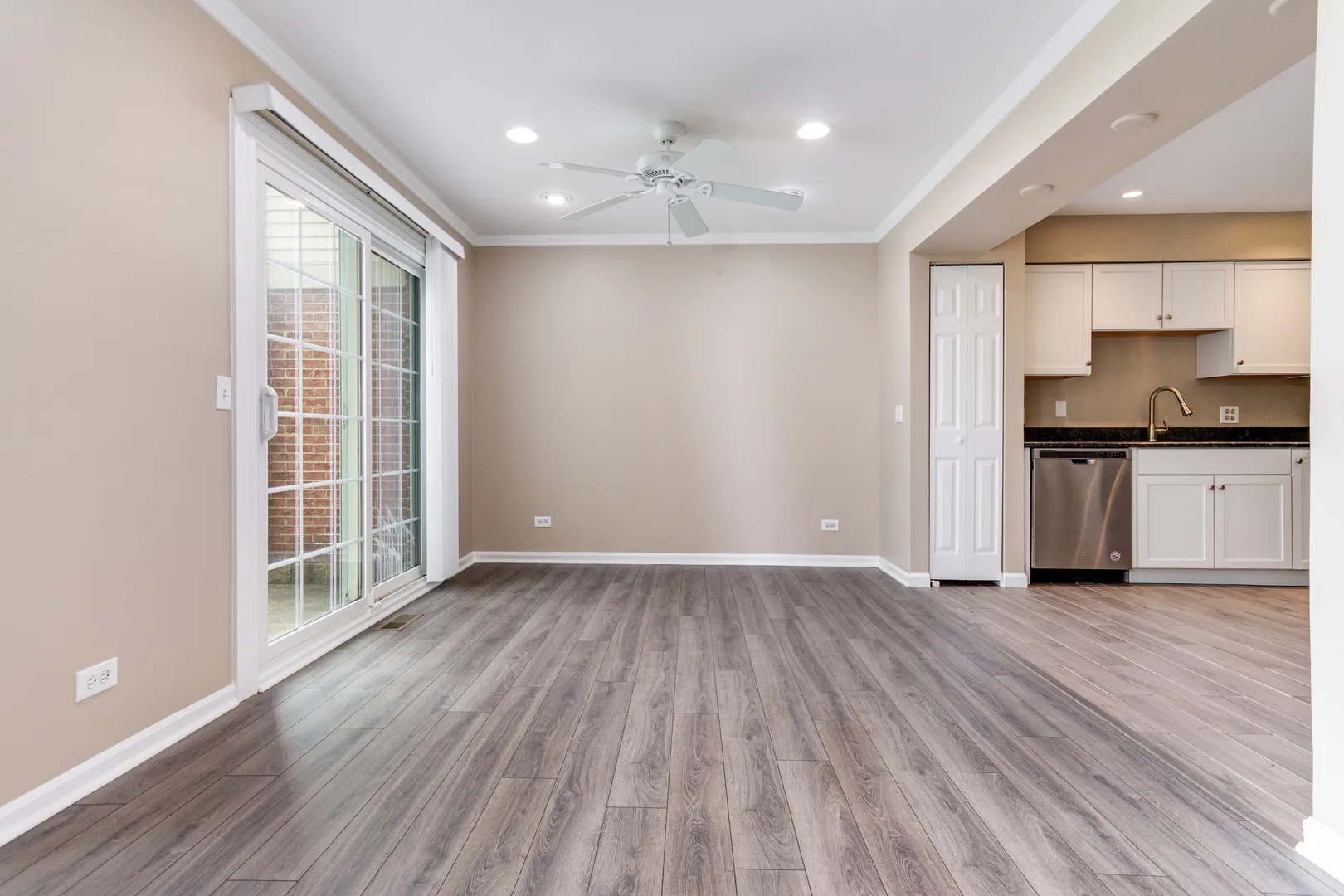 2316 Highland Ct, ,  60194, USA 60194-Schaumburg-IL