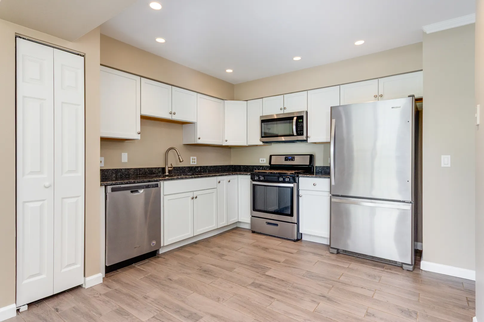 2316 Highland Ct, ,  60194, USA 60194-Schaumburg-IL