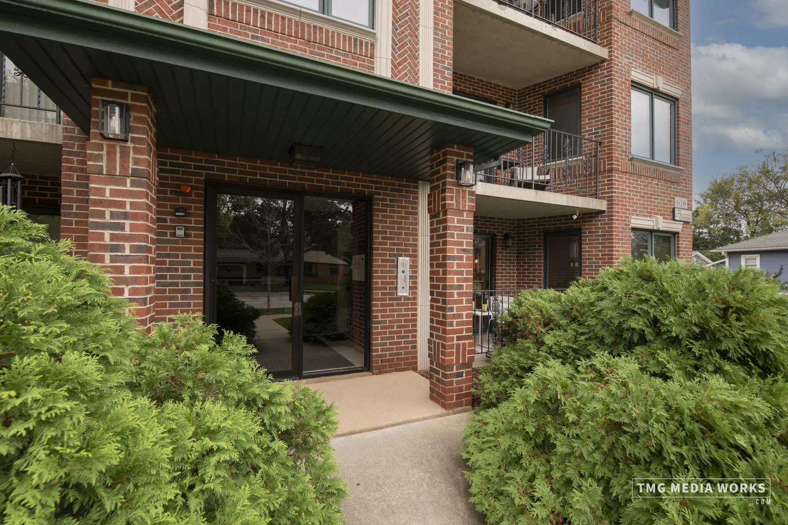 616 E 5th Ave, , 60563, USA 60563-Naperville-IL