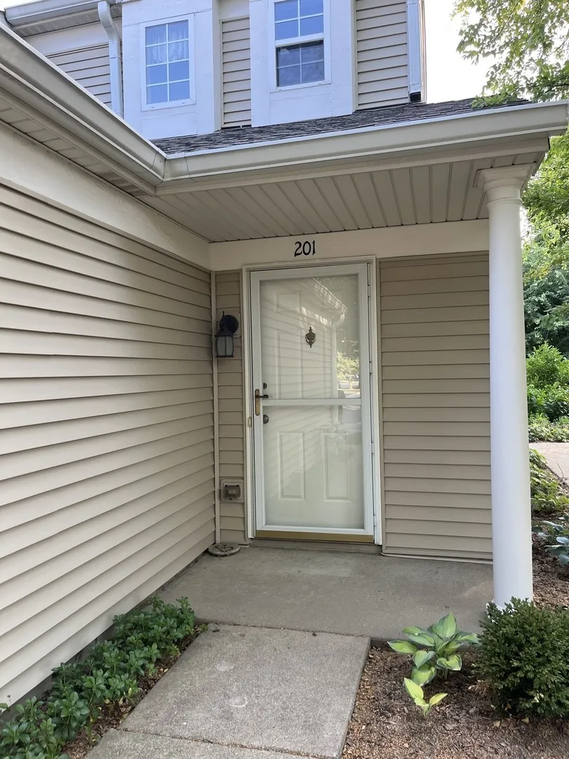 2451 Sheehan Dr, , 60564, USA 60564-Naperville-IL