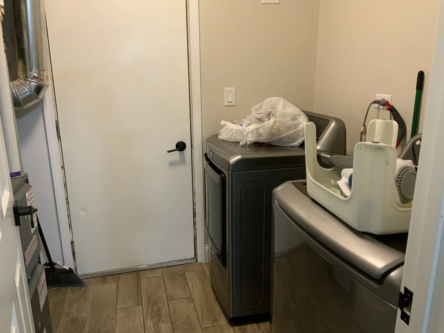 2715 McHenry Ave, ,  60563, USA 60563-Naperville-IL