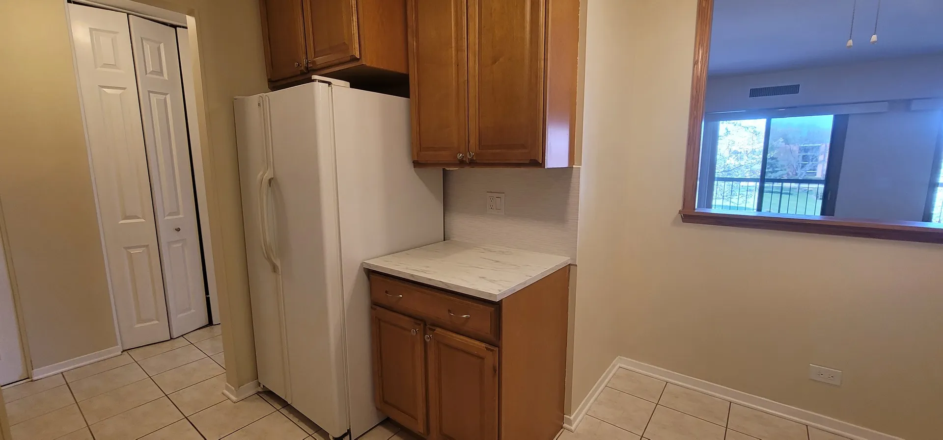 1515 E Central Rd, ,  60005, USA 60005-Arlington Heights-IL