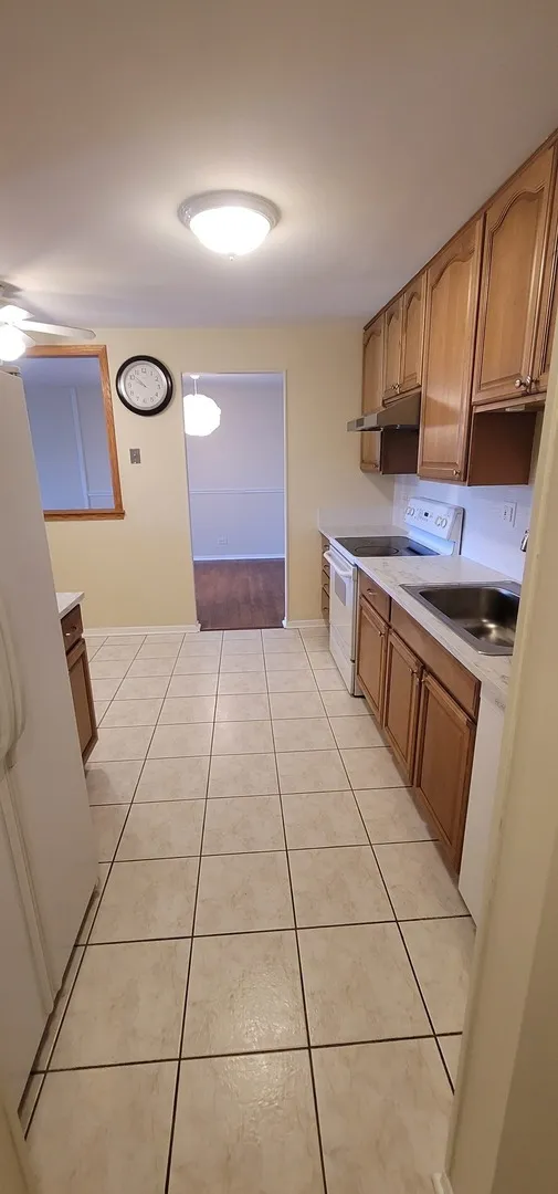 1515 E Central Rd, ,  60005, USA 60005-Arlington Heights-IL