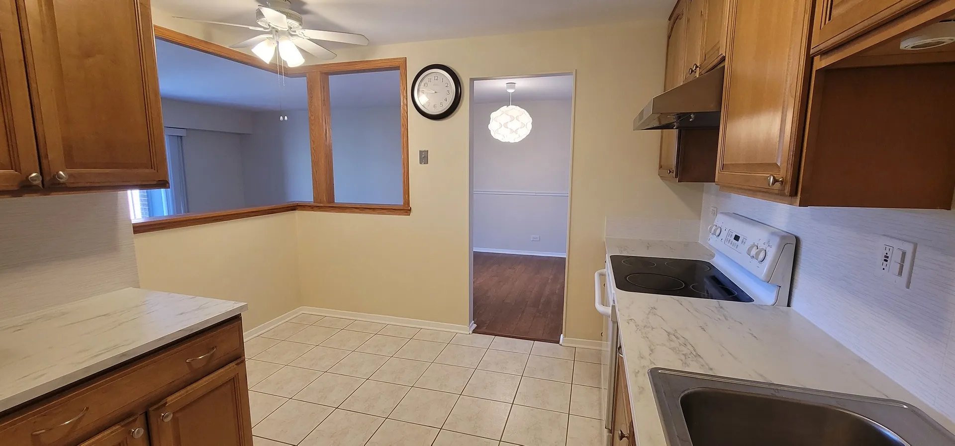 1515 E Central Rd, ,  60005, USA 60005-Arlington Heights-IL