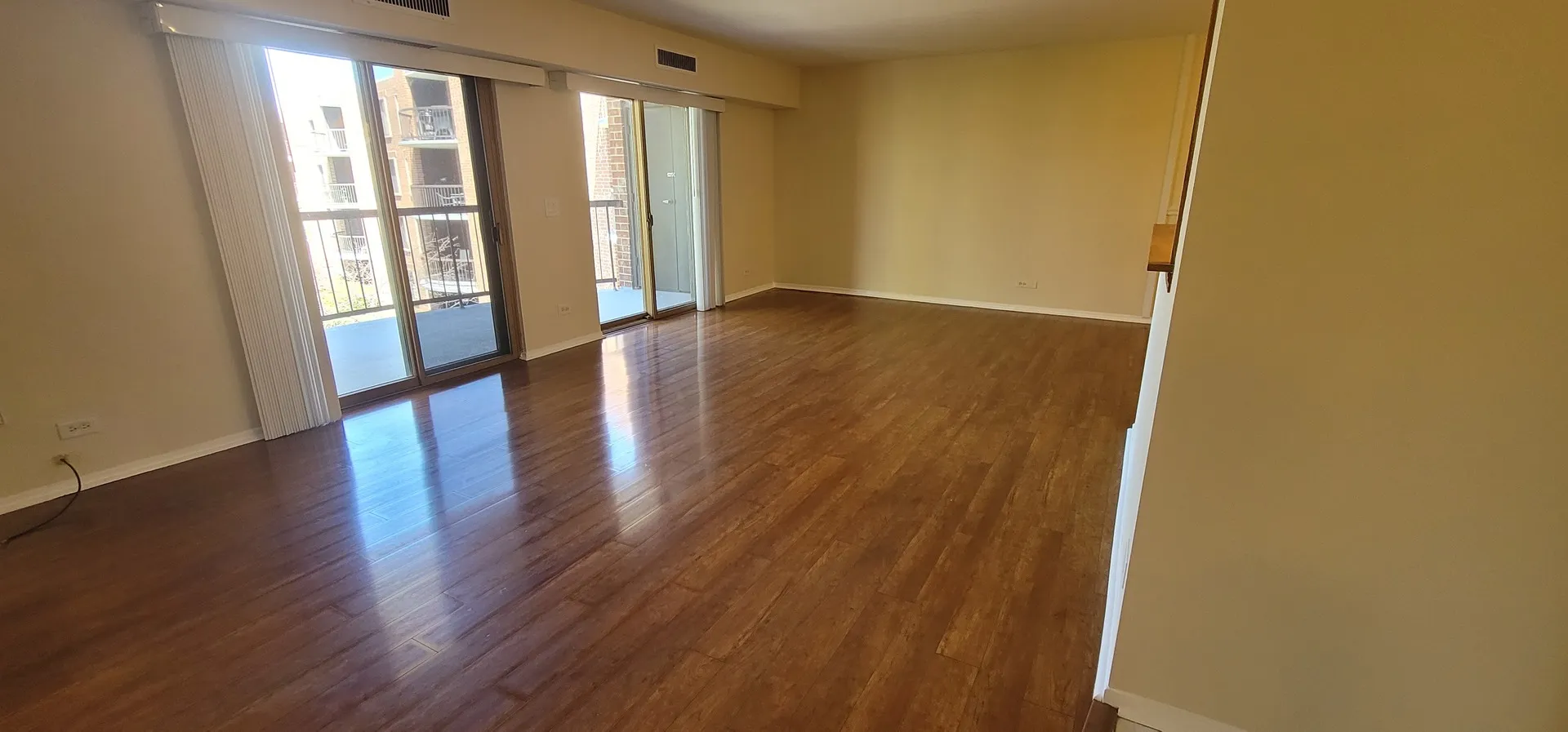 1515 E Central Rd, ,  60005, USA 60005-Arlington Heights-IL