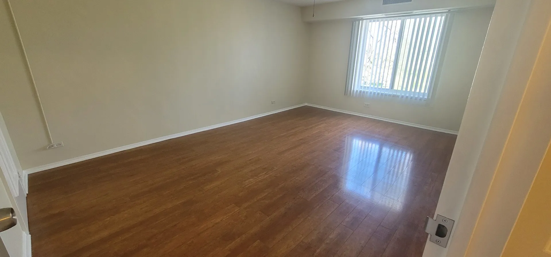 1515 E Central Rd, ,  60005, USA 60005-Arlington Heights-IL