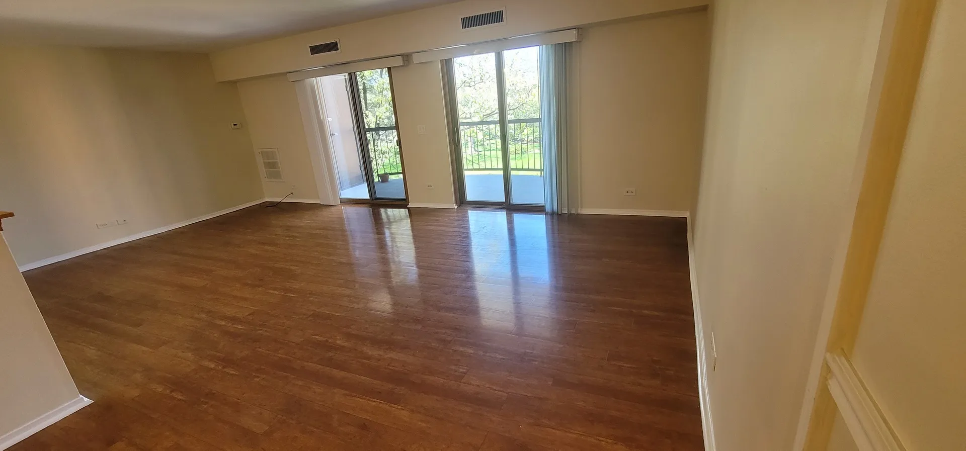 1515 E Central Rd, ,  60005, USA 60005-Arlington Heights-IL