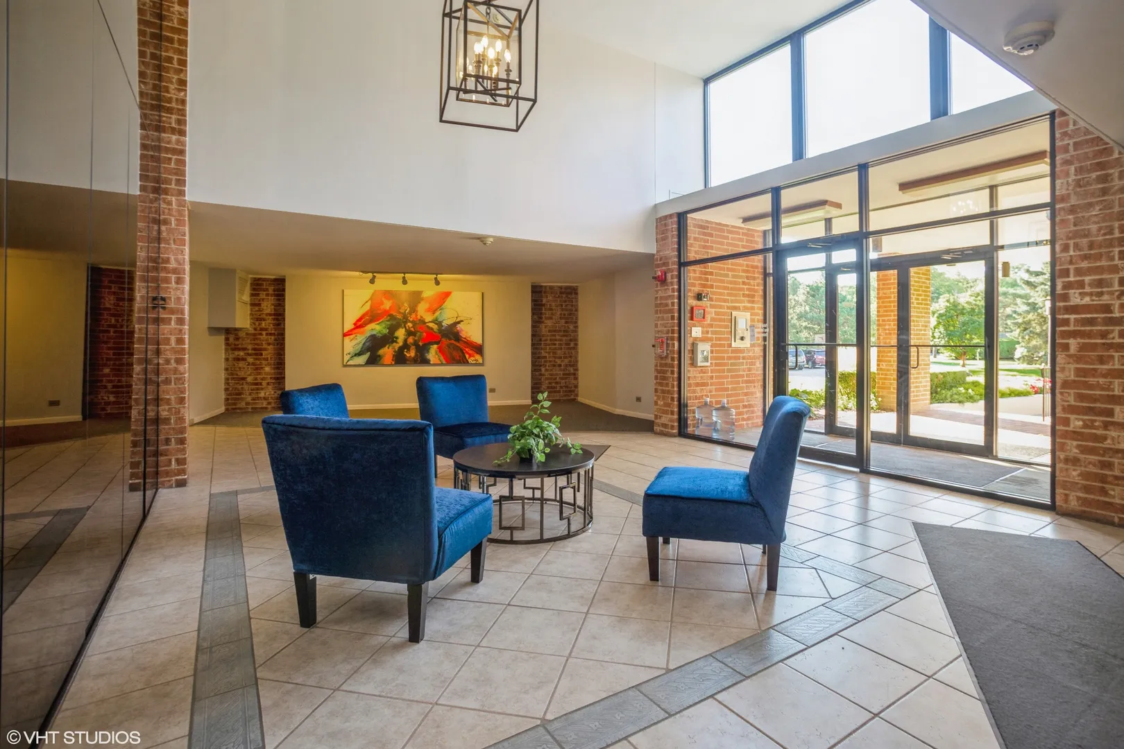 1515 E Central Rd, ,  60005, USA 60005-Arlington Heights-IL