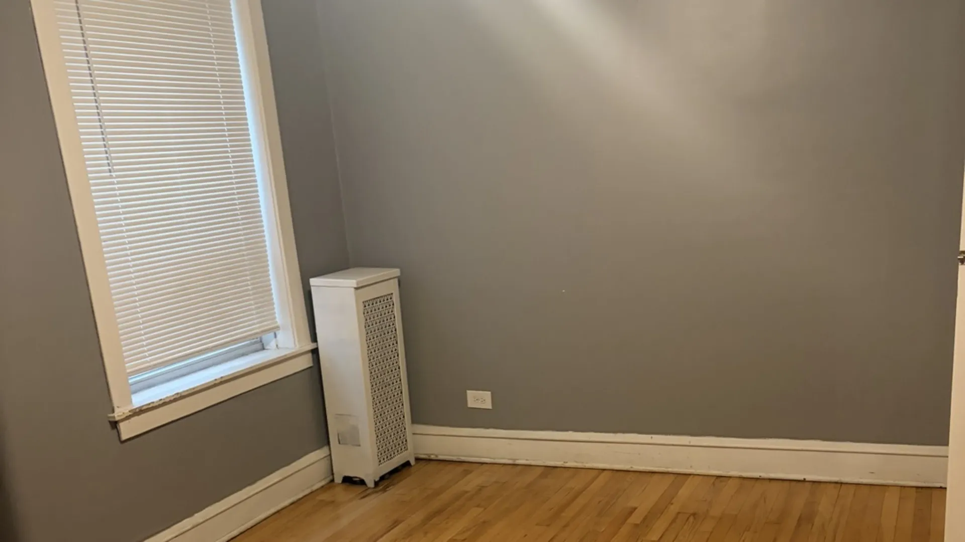 8221 Knox Ave, , 60076, USA 60076-Skokie-IL