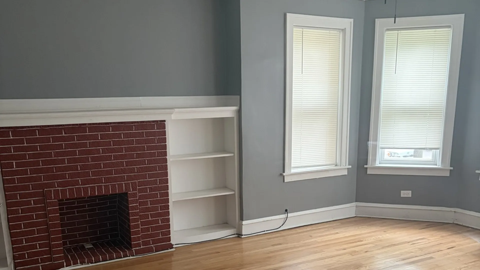 8221 Knox Ave, , 60076, USA 60076-Skokie-IL