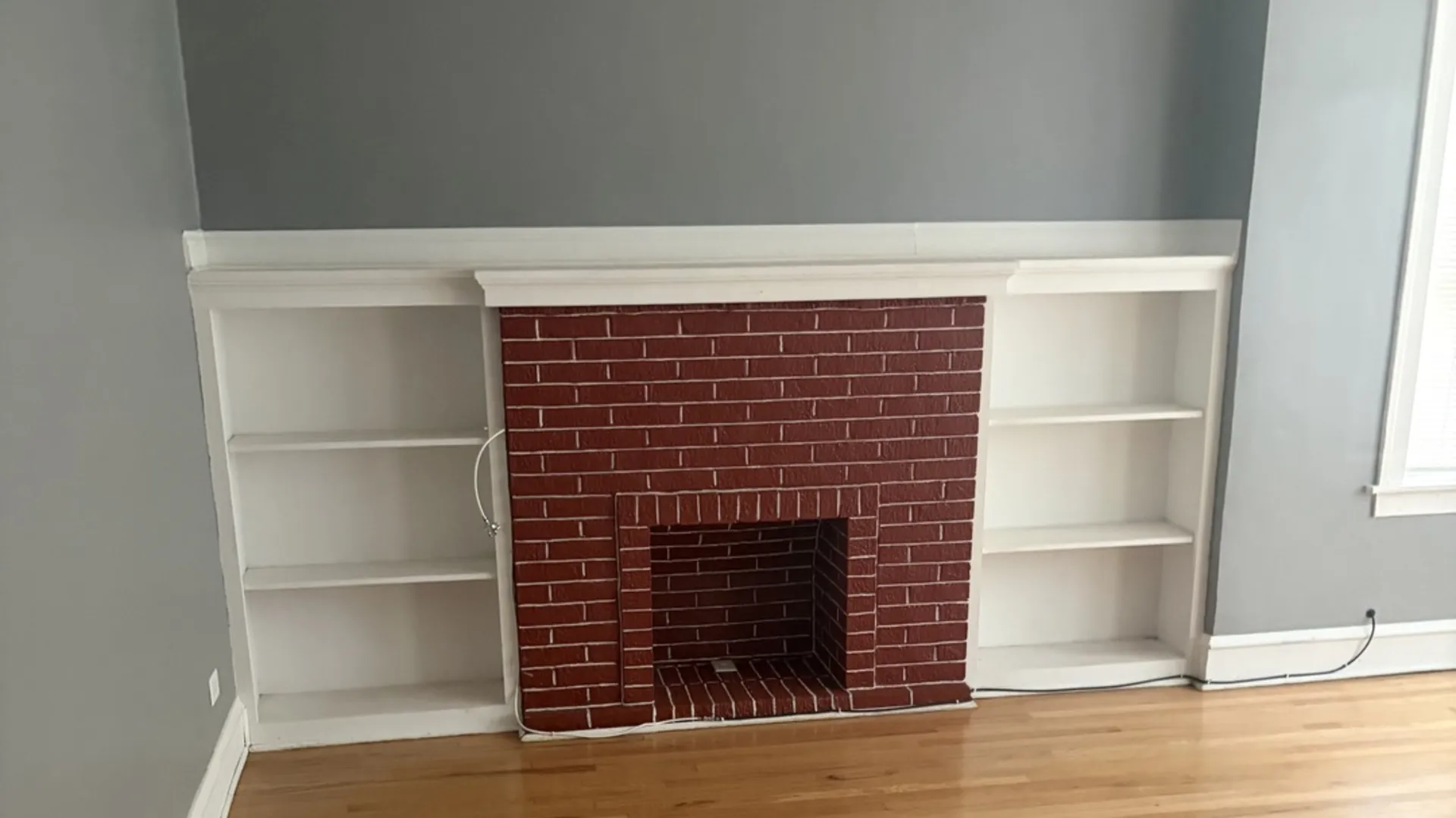 8221 Knox Ave, , 60076, USA 60076-Skokie-IL