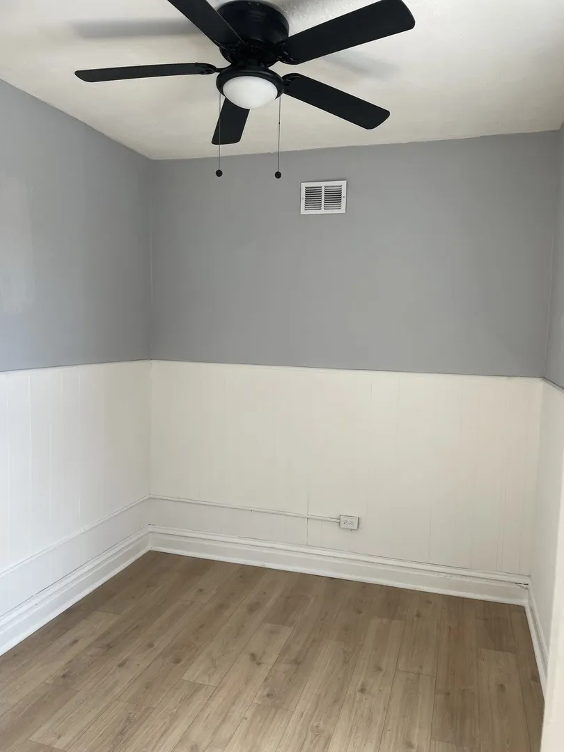 451 E 111th St, ,  60628, USA 60628-Chicago-IL
