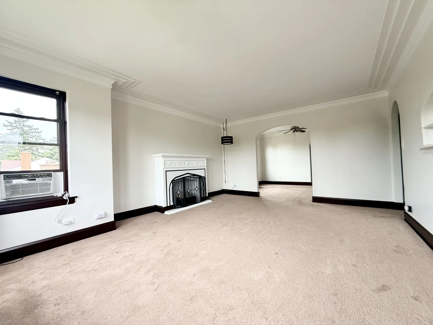 615 E Golf Rd, ,  60016, USA 60016-Des Plaines-IL