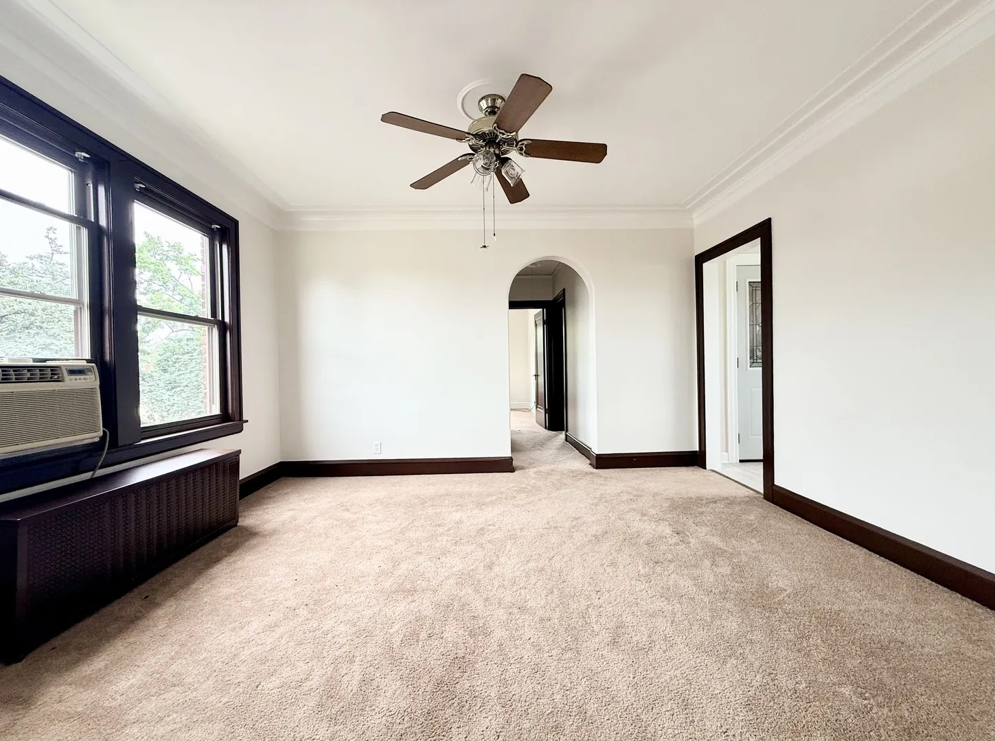 615 E Golf Rd, ,  60016, USA 60016-Des Plaines-IL