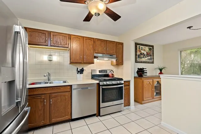 201 Maplebrook Ct, ,  60194, USA 60194-Schaumburg-IL