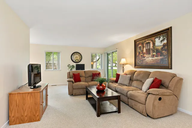 201 Maplebrook Ct, , 60194, USA 60194-Schaumburg-IL