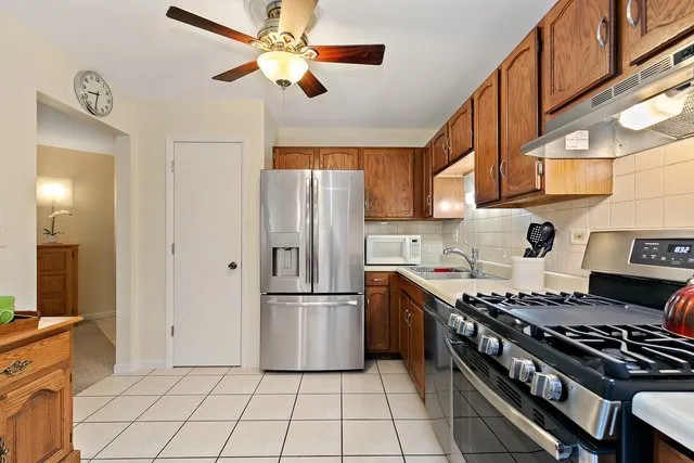 201 Maplebrook Ct, ,  60194, USA 60194-Schaumburg-IL
