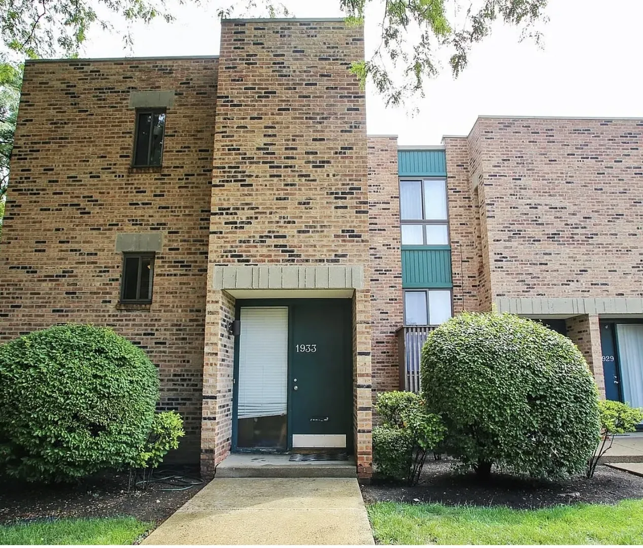 1933 Songsparrow Ct, , 60173, USA 60173-Schaumburg-IL