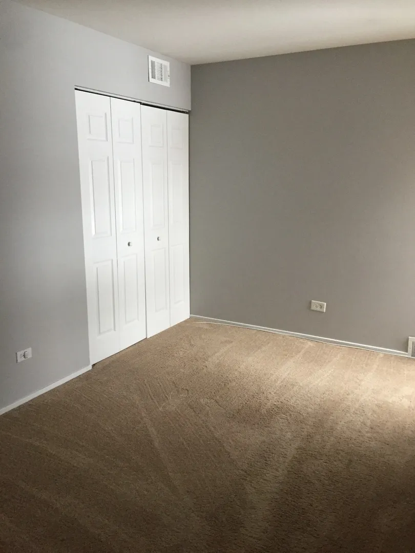1933 Songsparrow Ct, , 60173, USA 60173-Schaumburg-IL