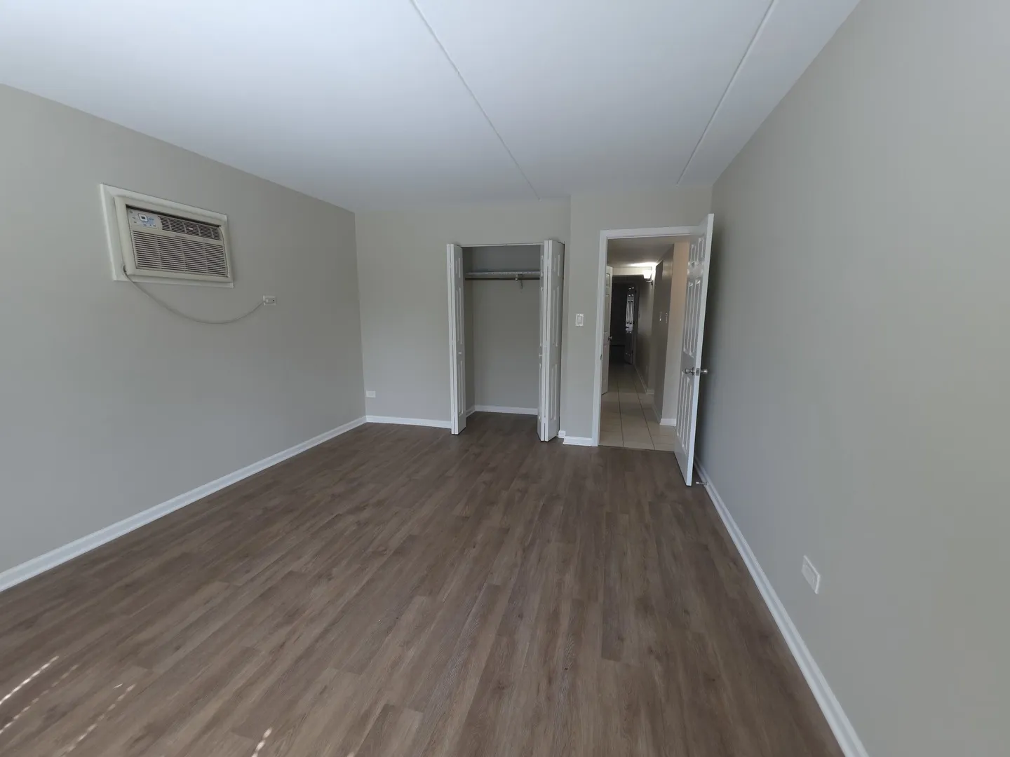 1665 Coach Dr, , 60565, USA 60565-Naperville-IL