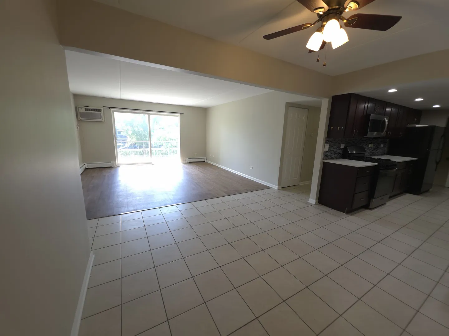 1665 Coach Dr, , 60565, USA 60565-Naperville-IL