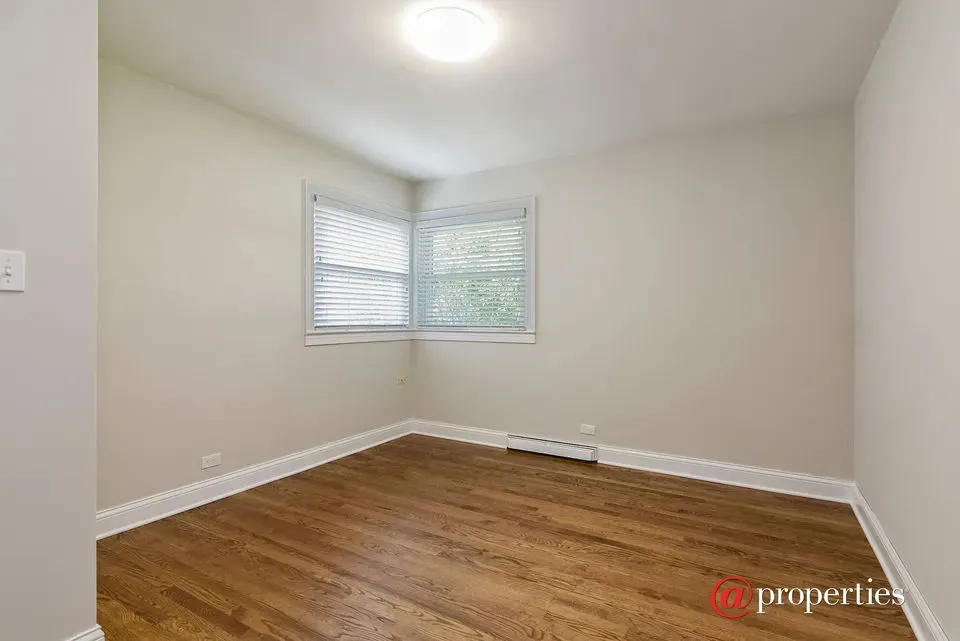 143 Thelin Ct, ,  60091, USA 60091-Wilmette-IL