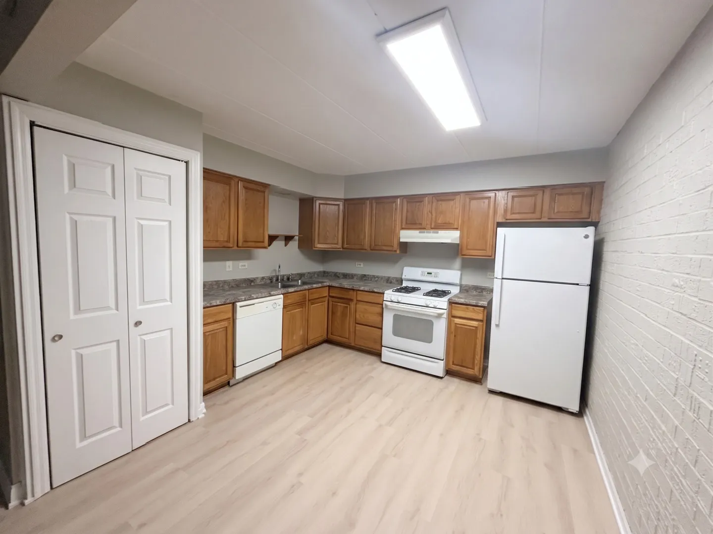 124 E Bailey Rd, ,  60565, USA 60565-Naperville-IL
