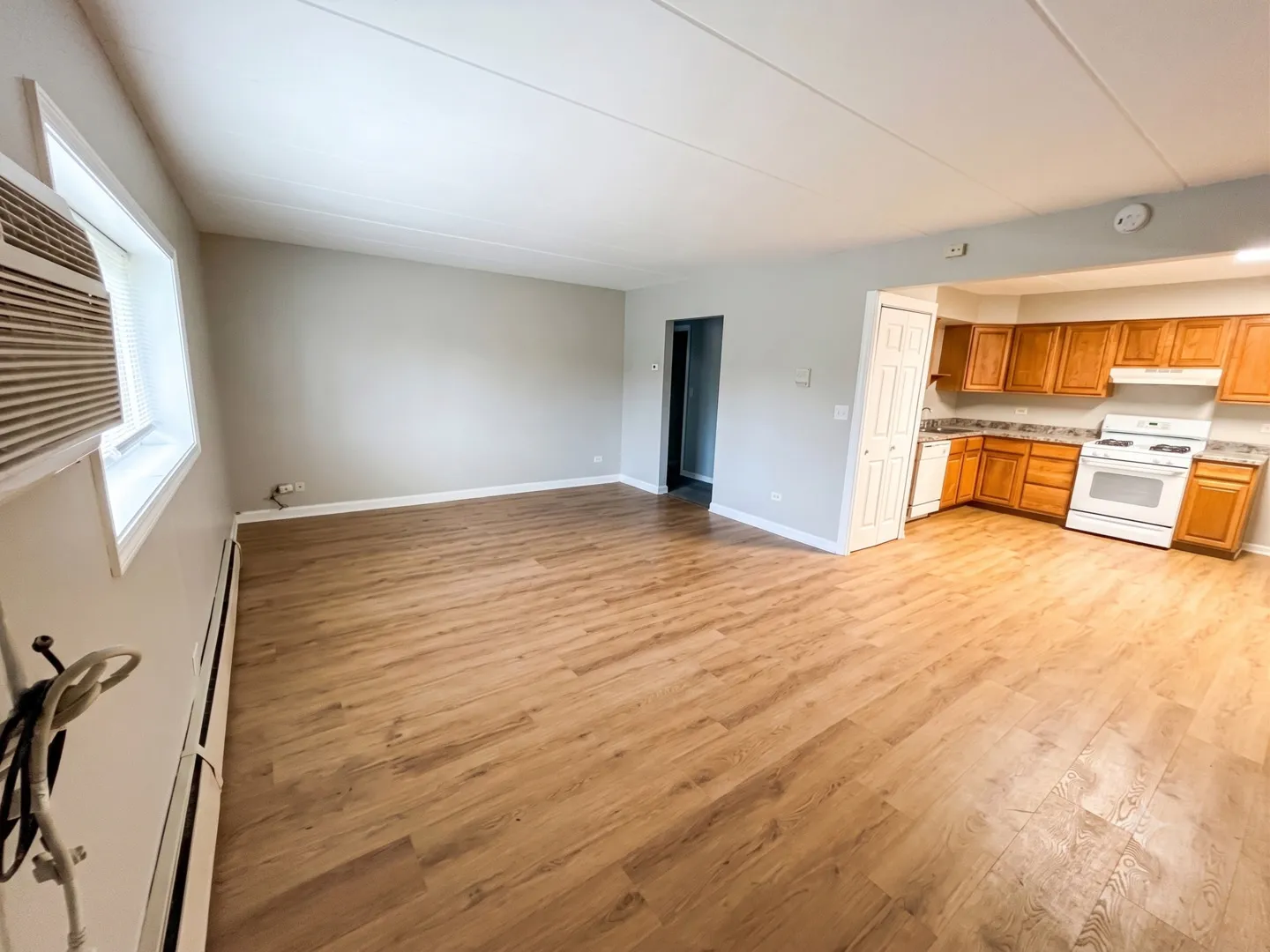 124 E Bailey Rd, ,  60565, USA 60565-Naperville-IL