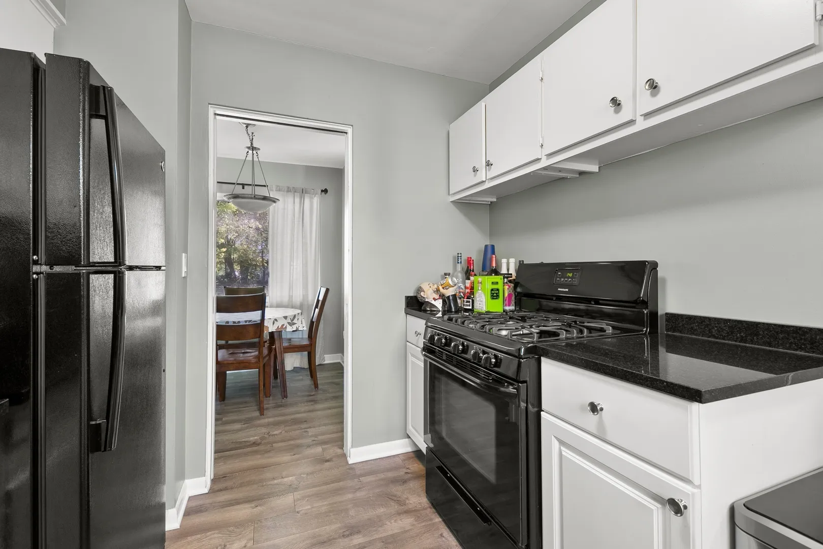 223 S West St, ,  60540, USA 60540-Naperville-IL