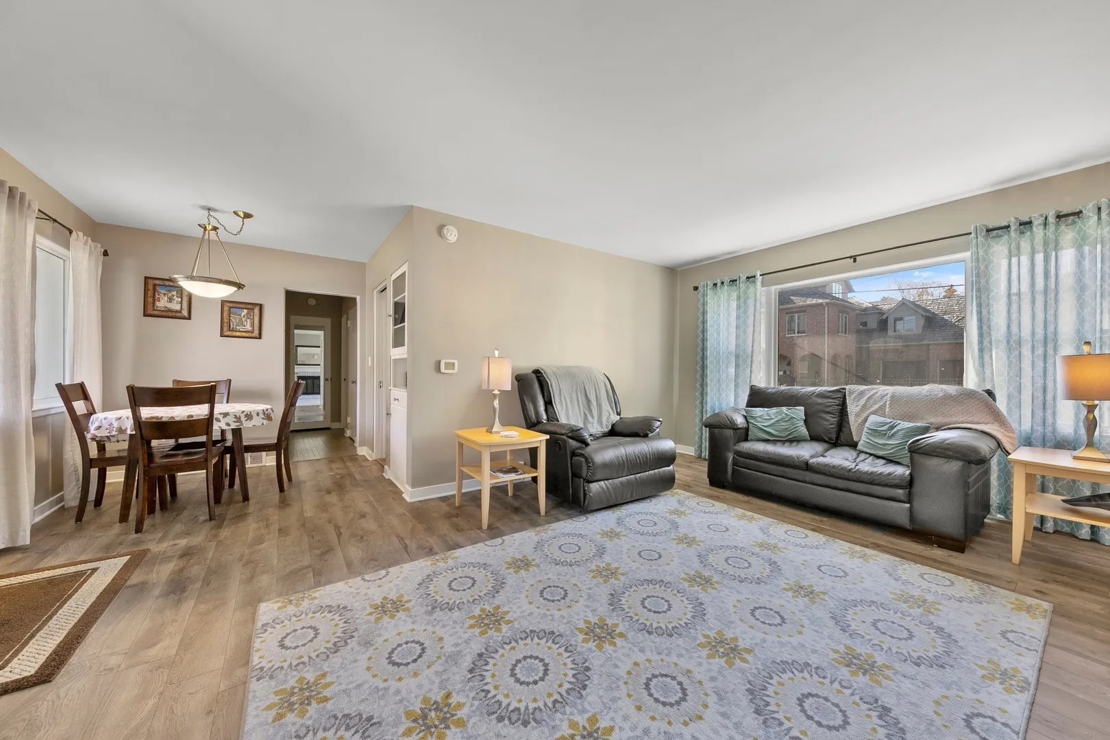 223 S West St, ,  60540, USA 60540-Naperville-IL