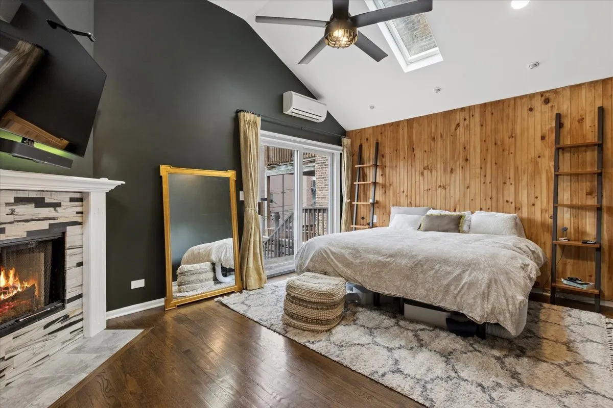 712 N Throop St, ,  60642, USA 60642-Chicago-IL