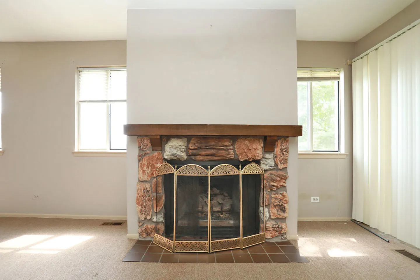 1 Trails Dr, ,  60194, USA 60194-Schaumburg-IL