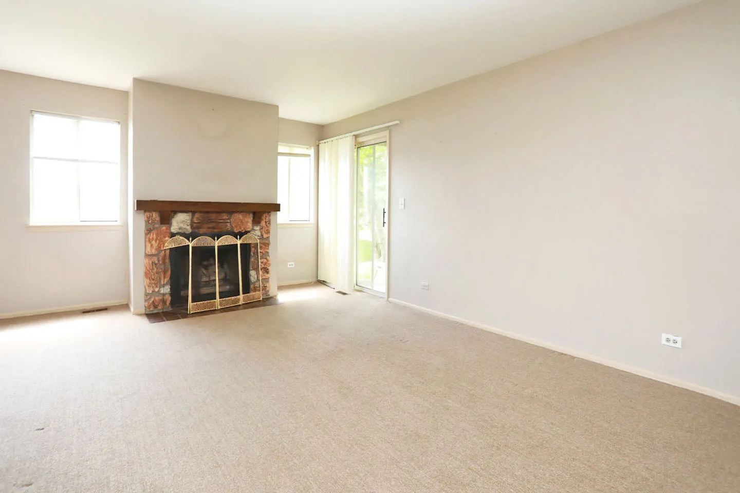 1 Trails Dr, ,  60194, USA 60194-Schaumburg-IL