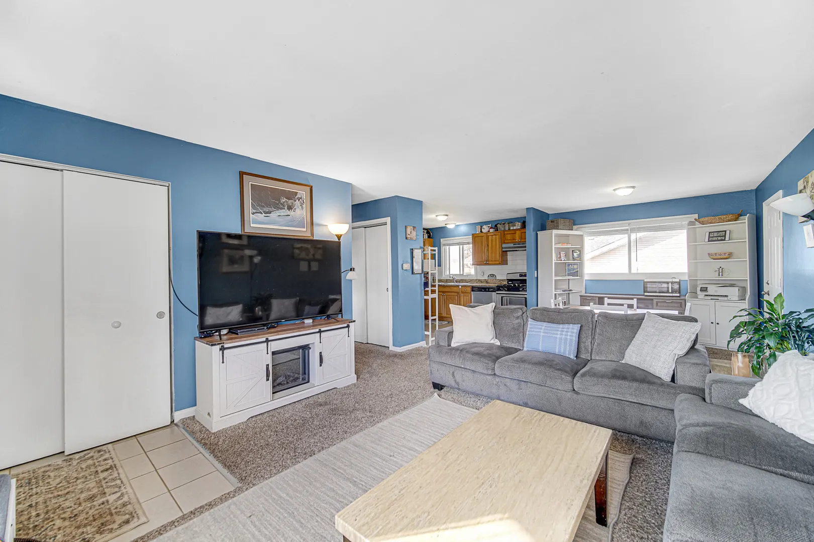 310 Maricopa Ln, ,  60169, USA 60169-Hoffman Estates-IL