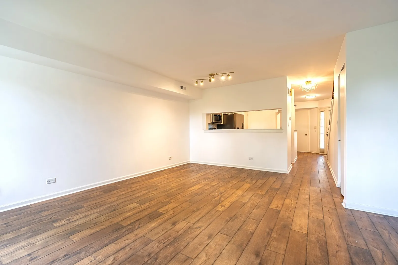 514 E Windgate Ct, ,  60005, USA 60005-Arlington Heights-IL