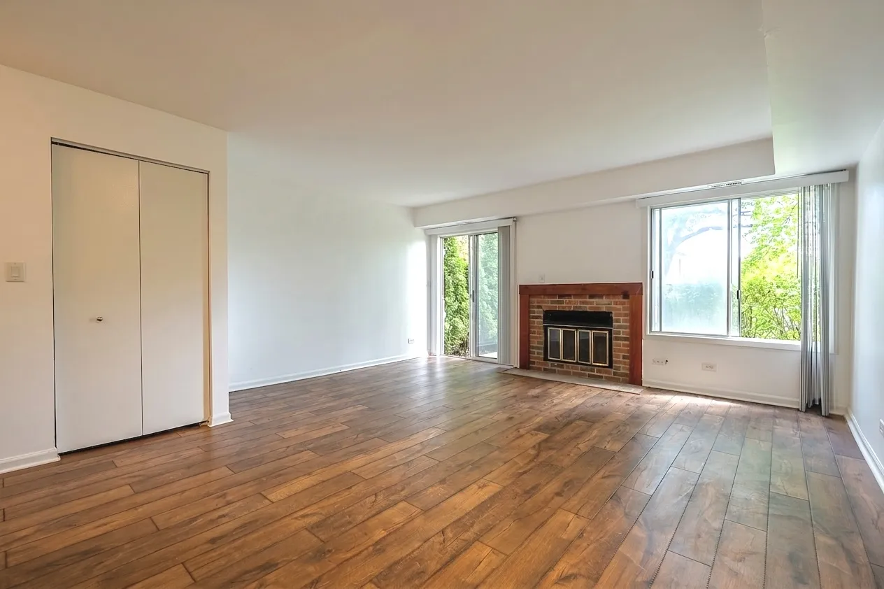 514 E Windgate Ct, ,  60005, USA 60005-Arlington Heights-IL