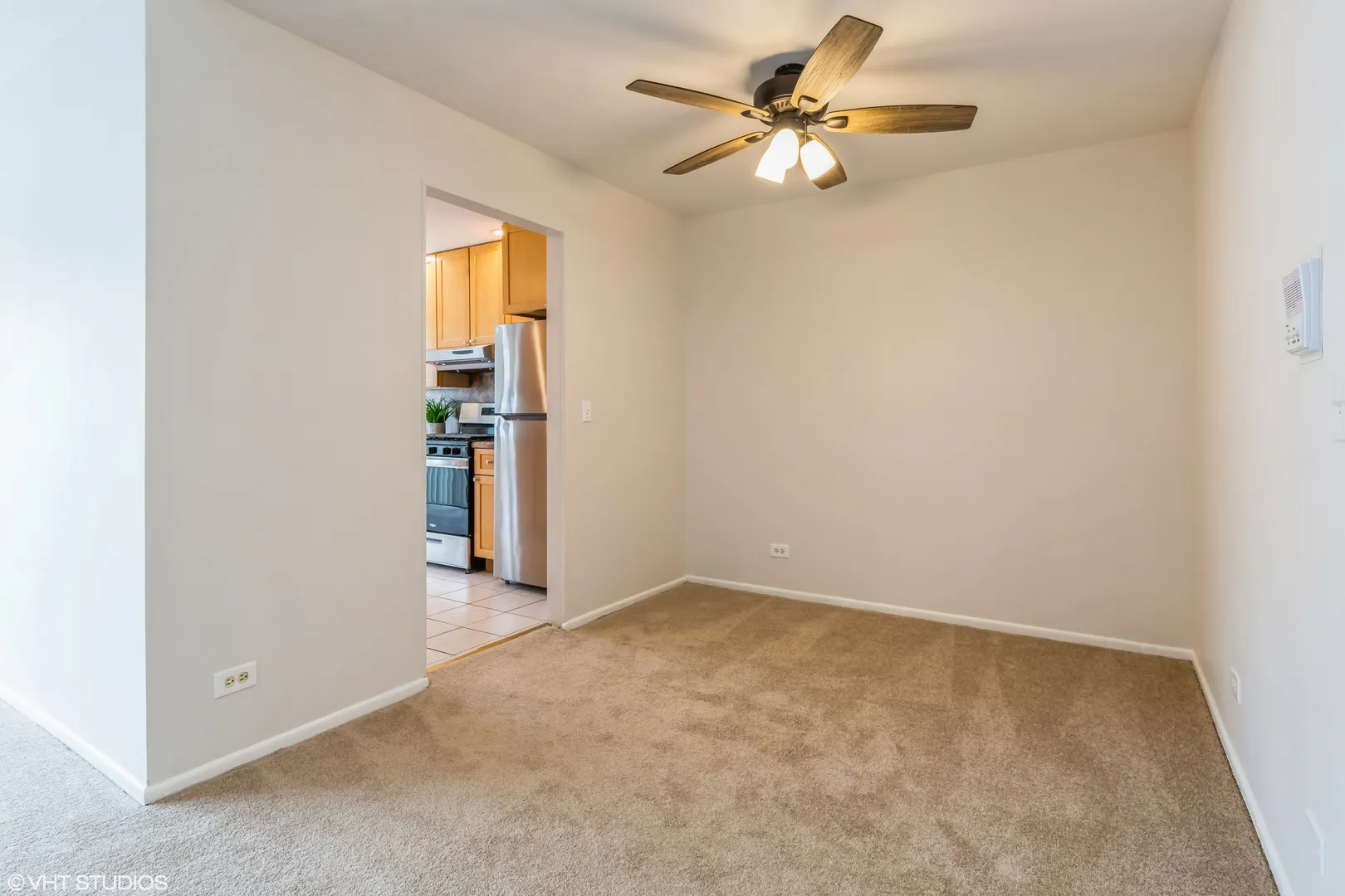 261 Driftwood Ln, ,  60193, USA 60193-Schaumburg-IL