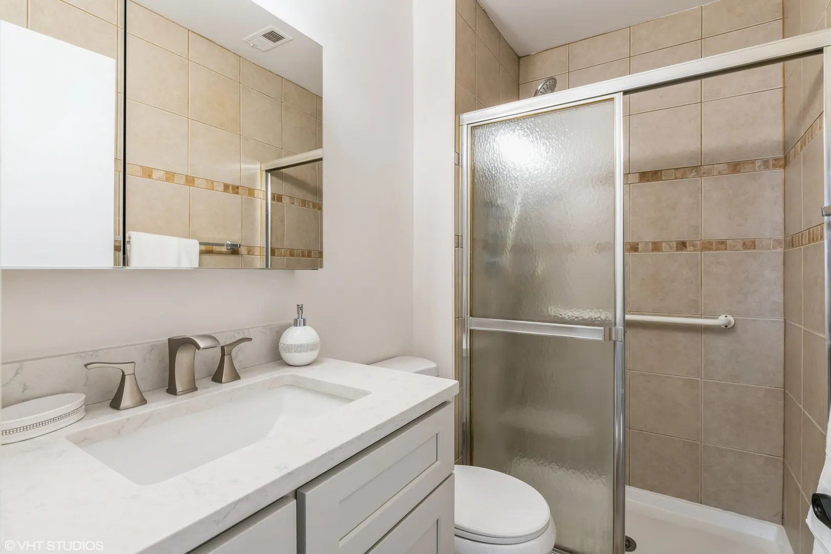 261 Driftwood Ln, ,  60193, USA 60193-Schaumburg-IL