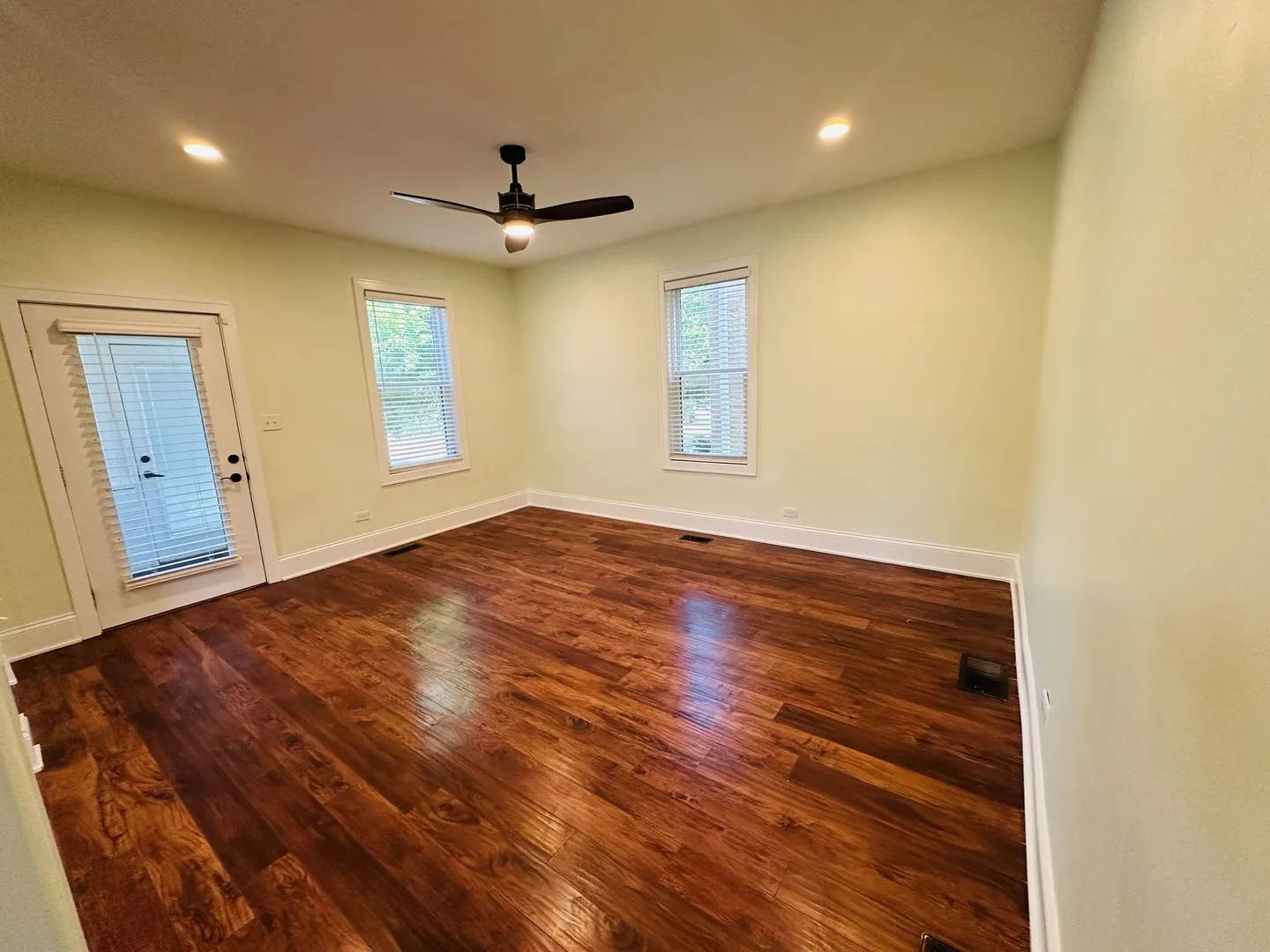 8133 Laramie Ave, , 60077, USA 60077-Skokie-IL