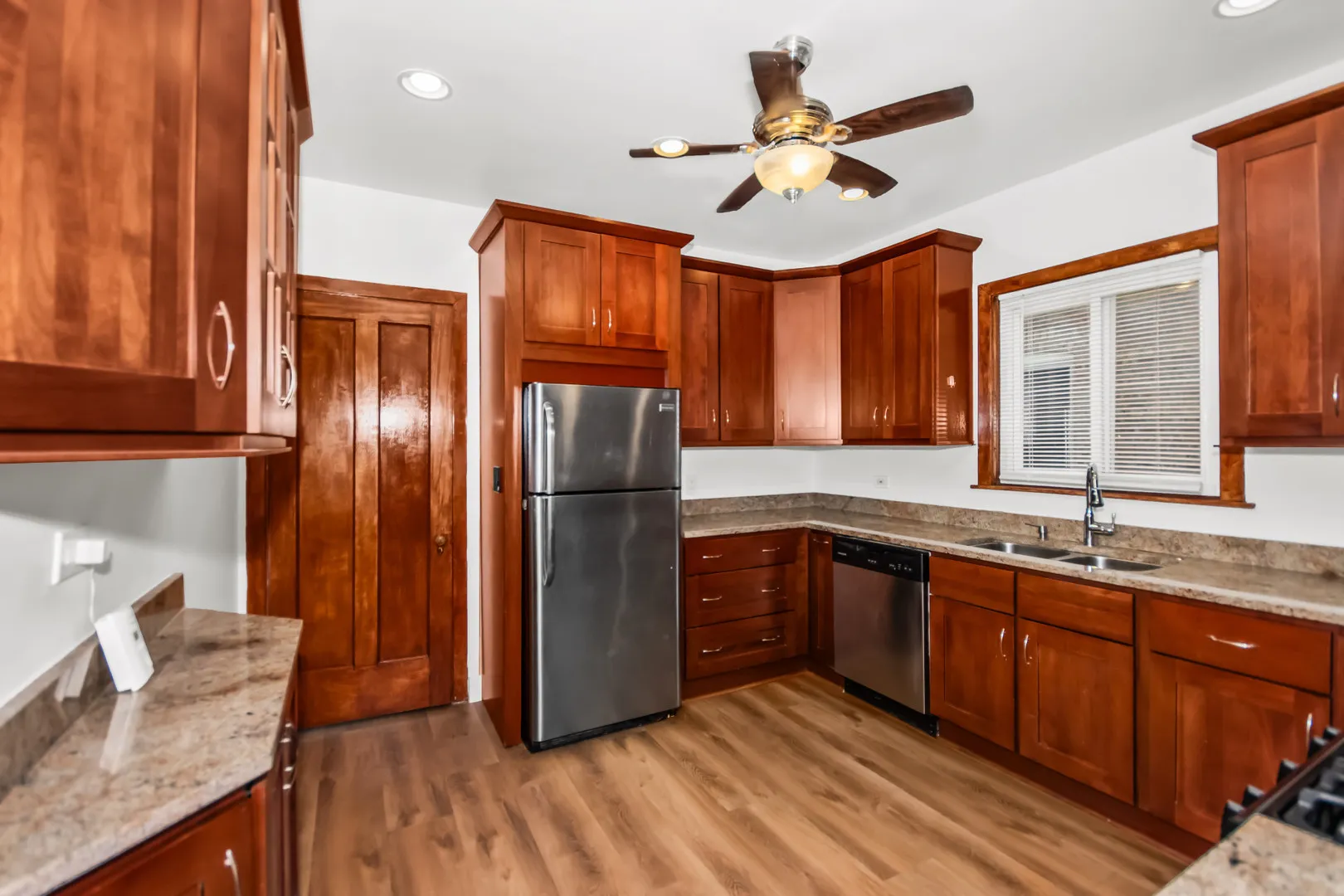 1033 Hayes Ave, ,  60302, USA 60302-Oak Park-IL