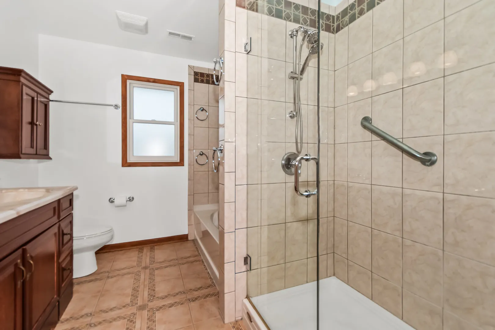 1033 Hayes Ave, ,  60302, USA 60302-Oak Park-IL