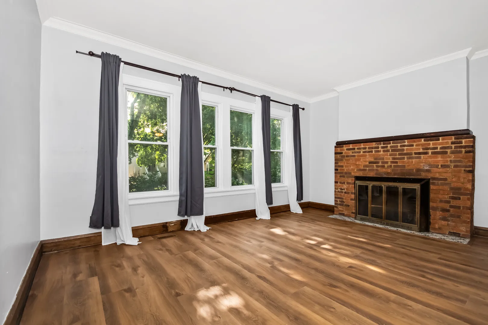 1033 Hayes Ave, ,  60302, USA 60302-Oak Park-IL