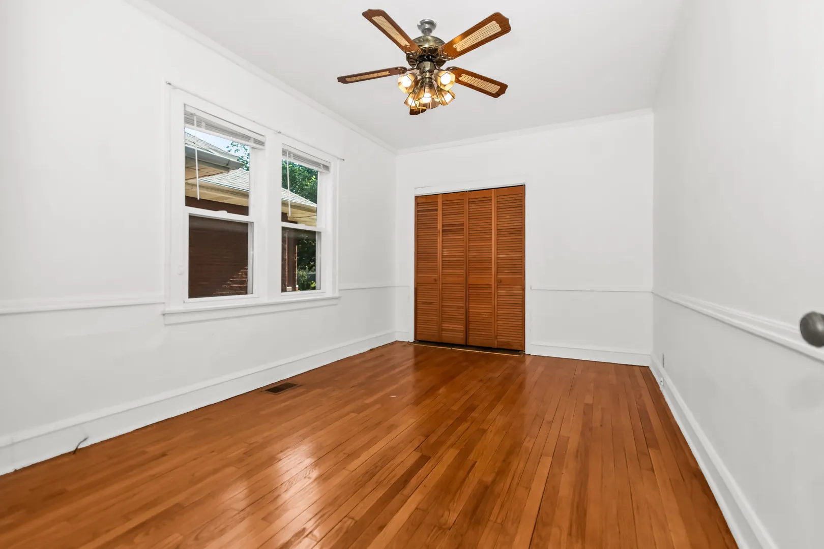 1033 Hayes Ave, ,  60302, USA 60302-Oak Park-IL