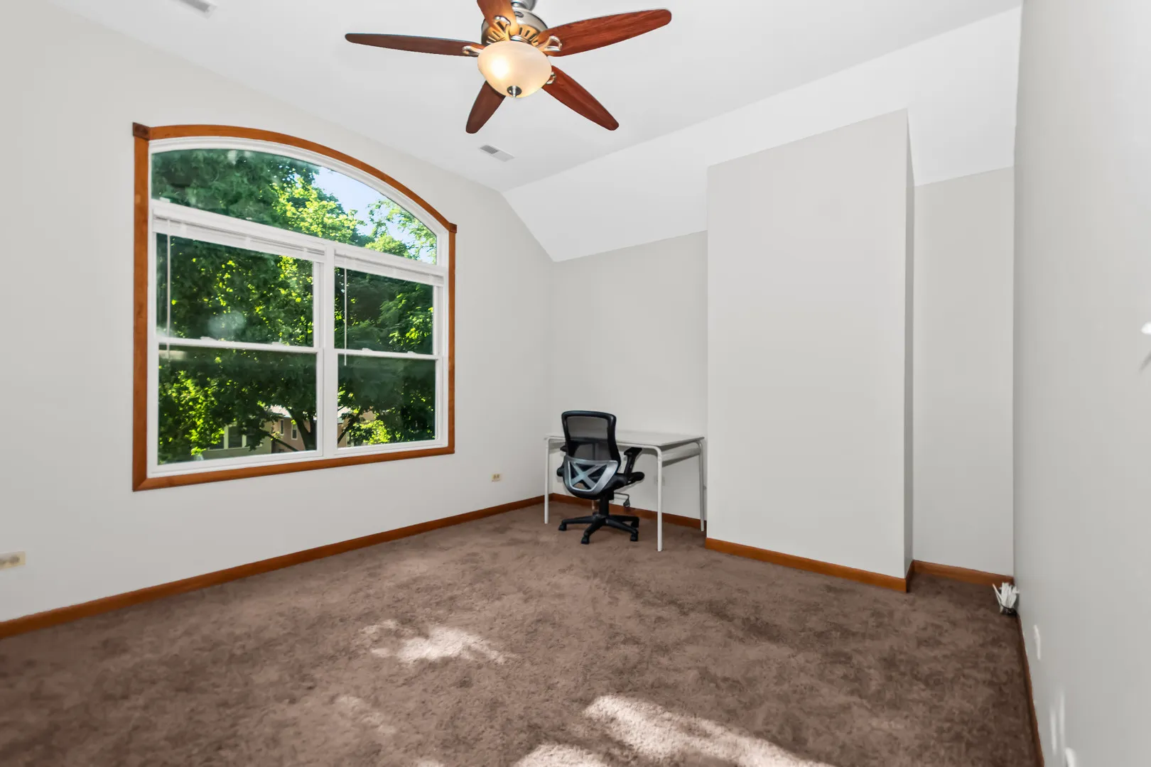 1033 Hayes Ave, ,  60302, USA 60302-Oak Park-IL